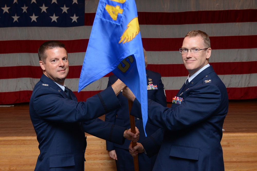 Buterbaugh assumes command of 403rd ASTS