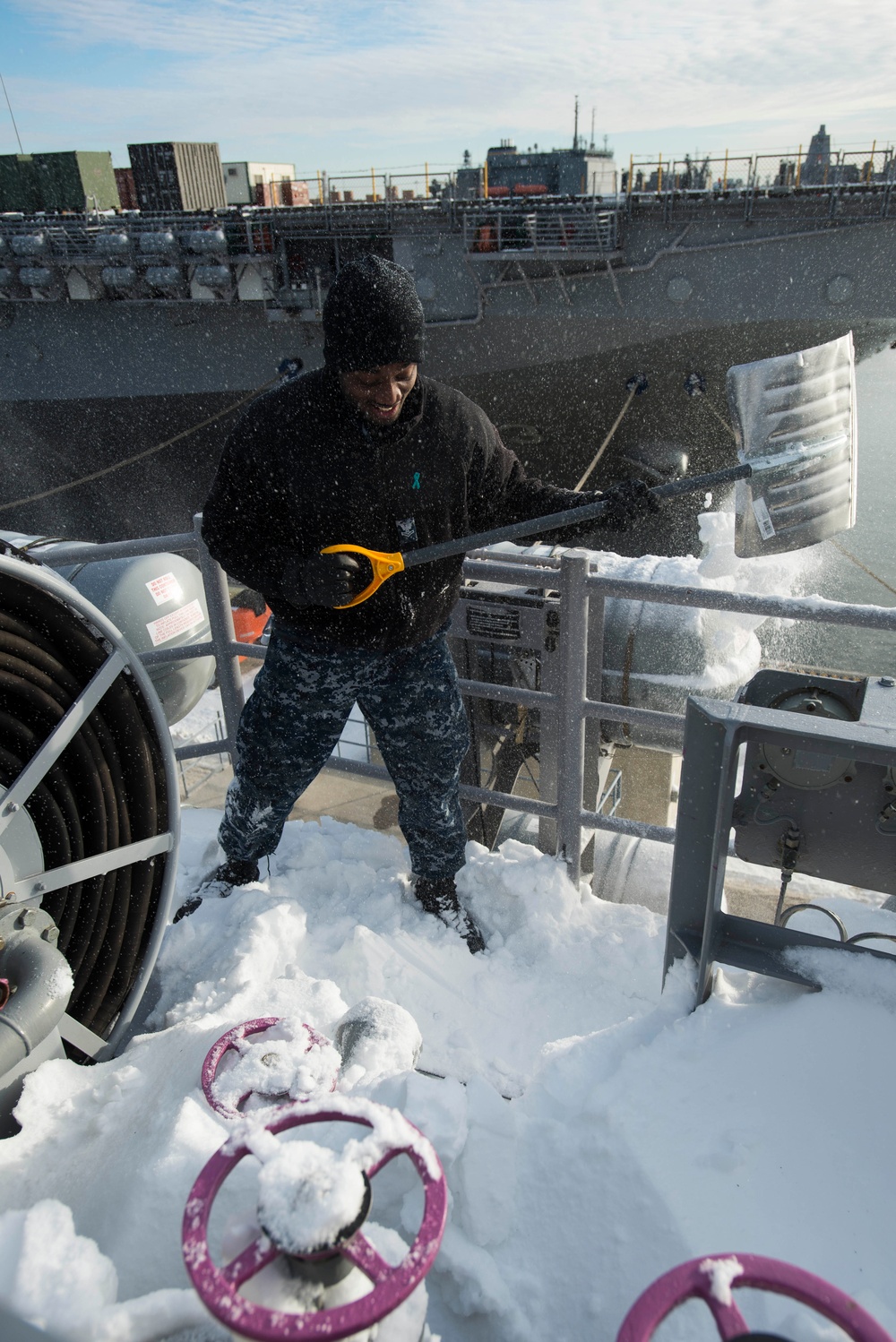 USS Bataan Snow day