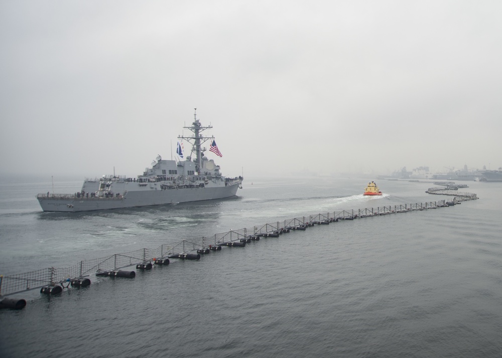 USS Wayne E Meyer (DDG 108) Departs for Deployment