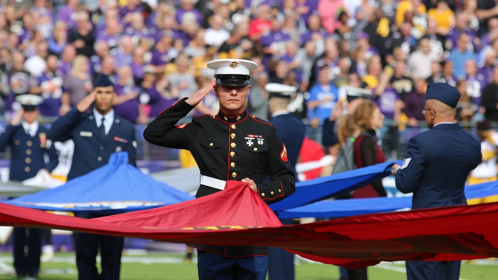 JTF-NCR members participate in Ravens vs. Steelers &quot;Salute to Service&quot; pre-game ceremony