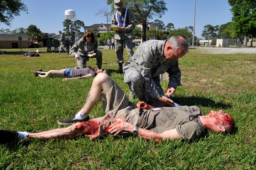 403rd ASTS conducts mass casualty exercise