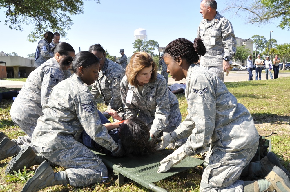 403rd ASTS conducts mass casualty exercise