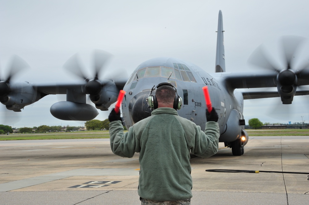 403rd Wing surge through the skies