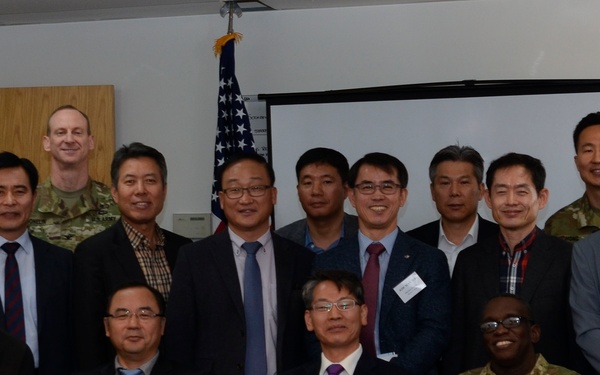 Republic of Korea Government Ministries Visit 358th Civil Affairs Brigade