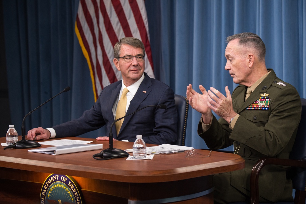 CJCS and SECDEF Carter hold last press conference together