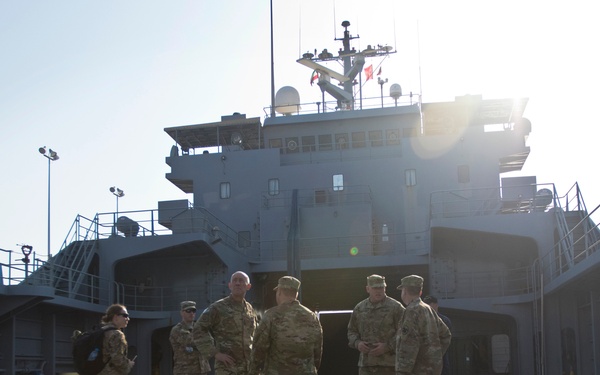 Lt. Gen. Luckey tours USAR boating capabilities