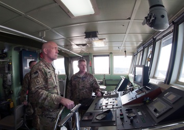 Lt. Gen. Luckey tours USAR boating capabilities