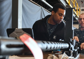 SERMC Sailors Perform Maintenance