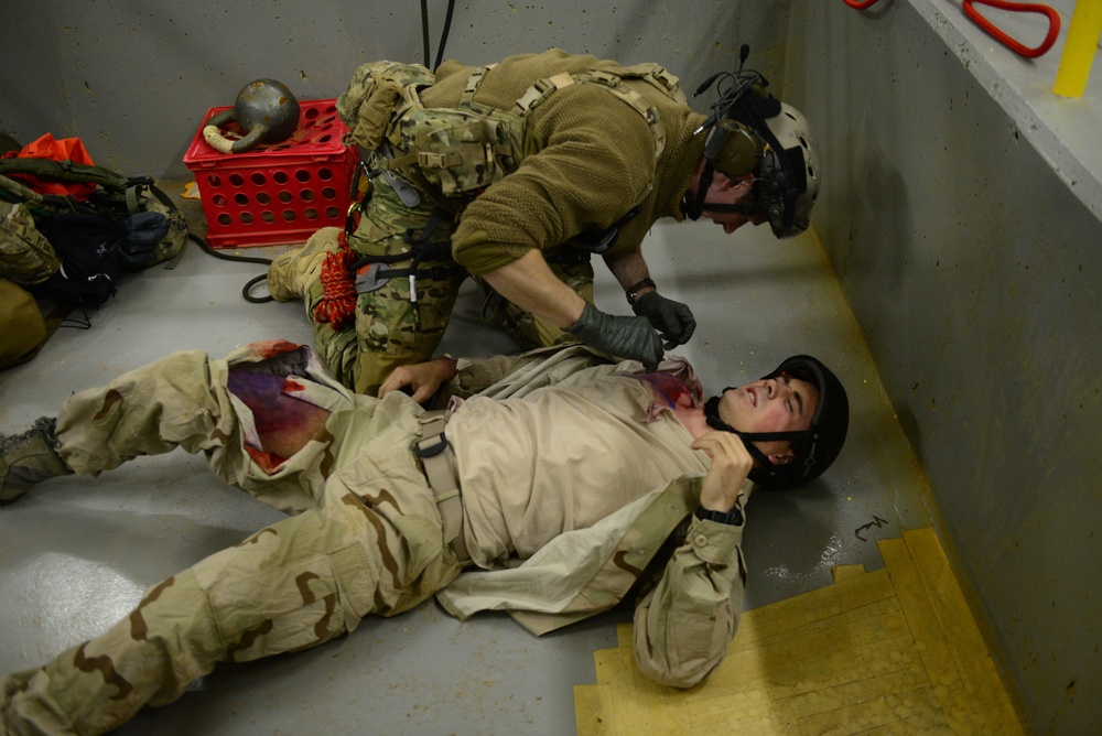 103rd Rescue Squadron Conducts Confined Space Rescue Training