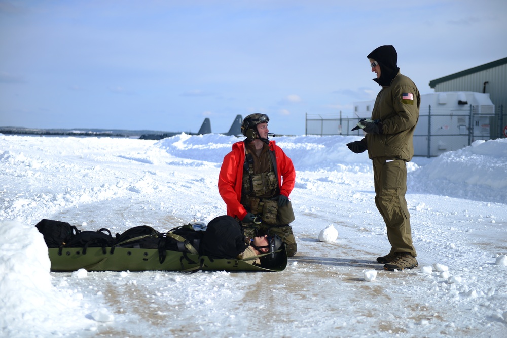 103rd Rescue Squadron Conducts Confined Space Rescue Training