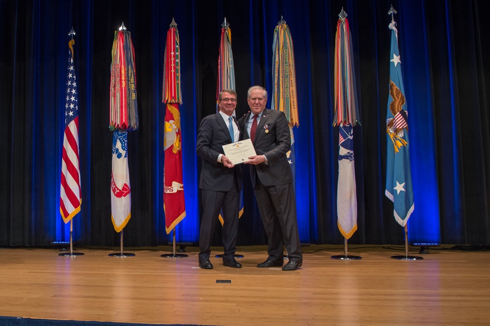 SD recognizes Under Secretaries of Defense