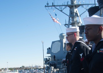 USS Mason (DDG 87) Return to Homeport