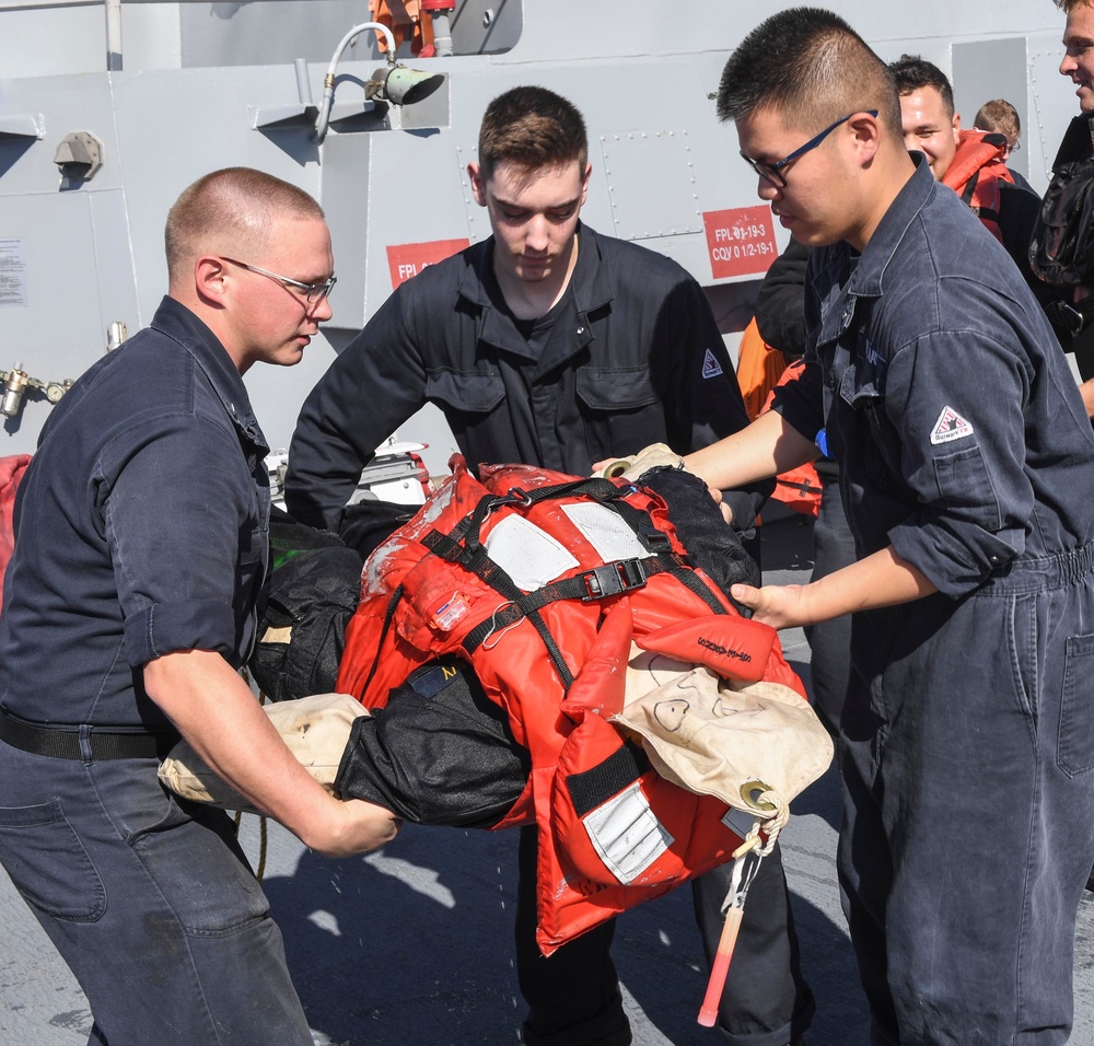 USS Wayne E. Meyer (DDG 108) completes man overboard drill