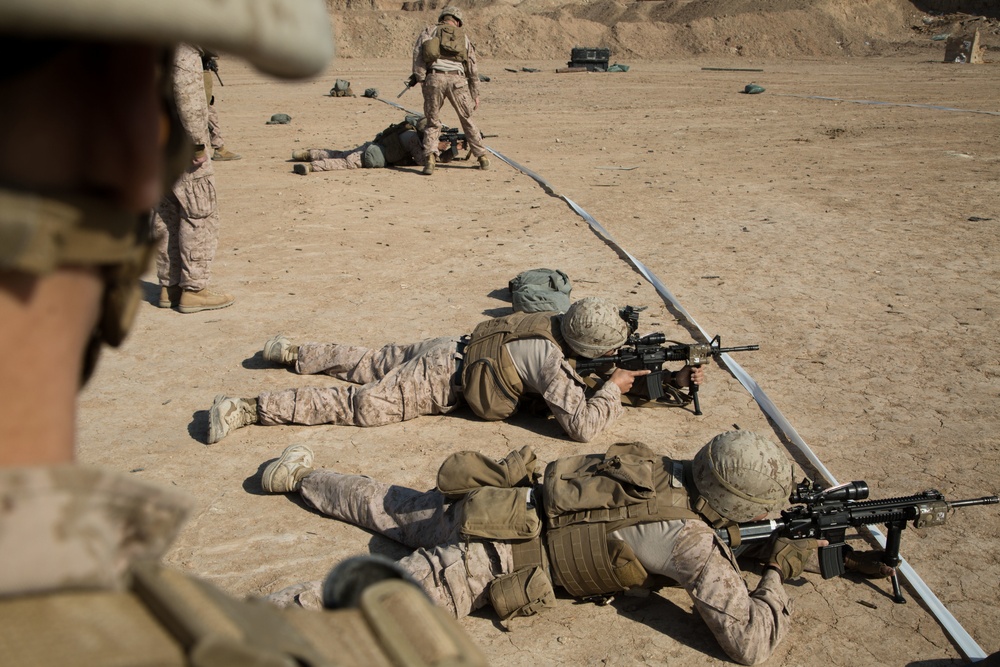 U.S. Marines zero weapons