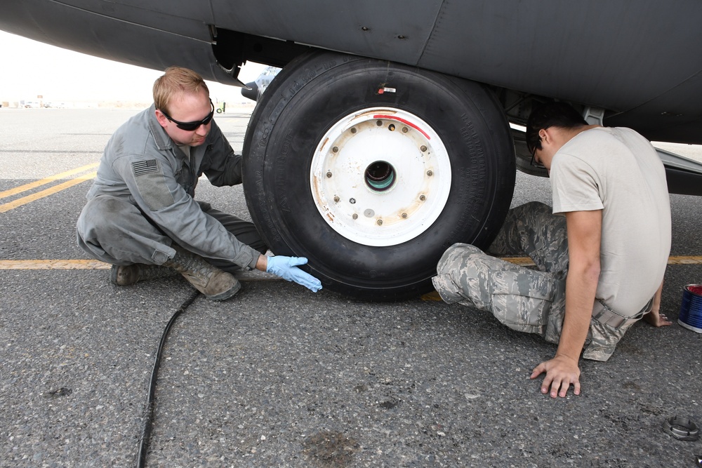 EC-130H COMPASS CALL OPERATION INHERENT RESOLVE MEDIA DAY