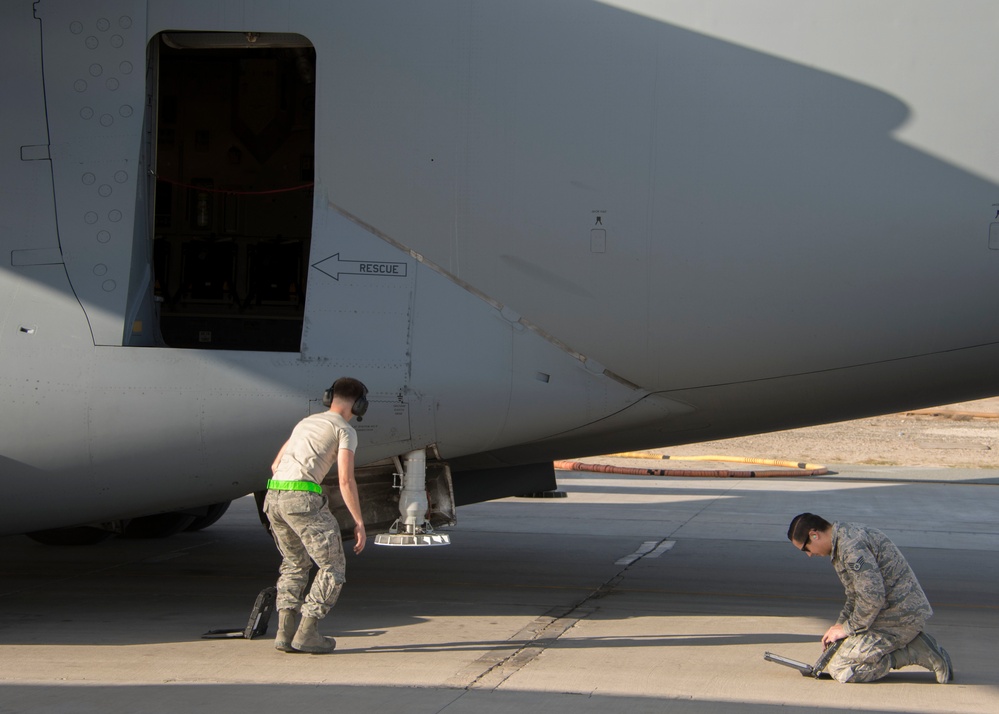 5th EAMS keeps C-17s ready for fight