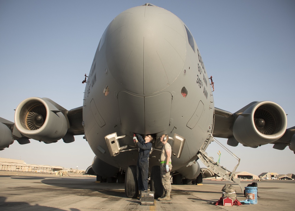 5th EAMS keeps C-17s ready for fight