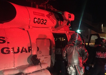 Coast Guard rescues 2 from plane crash