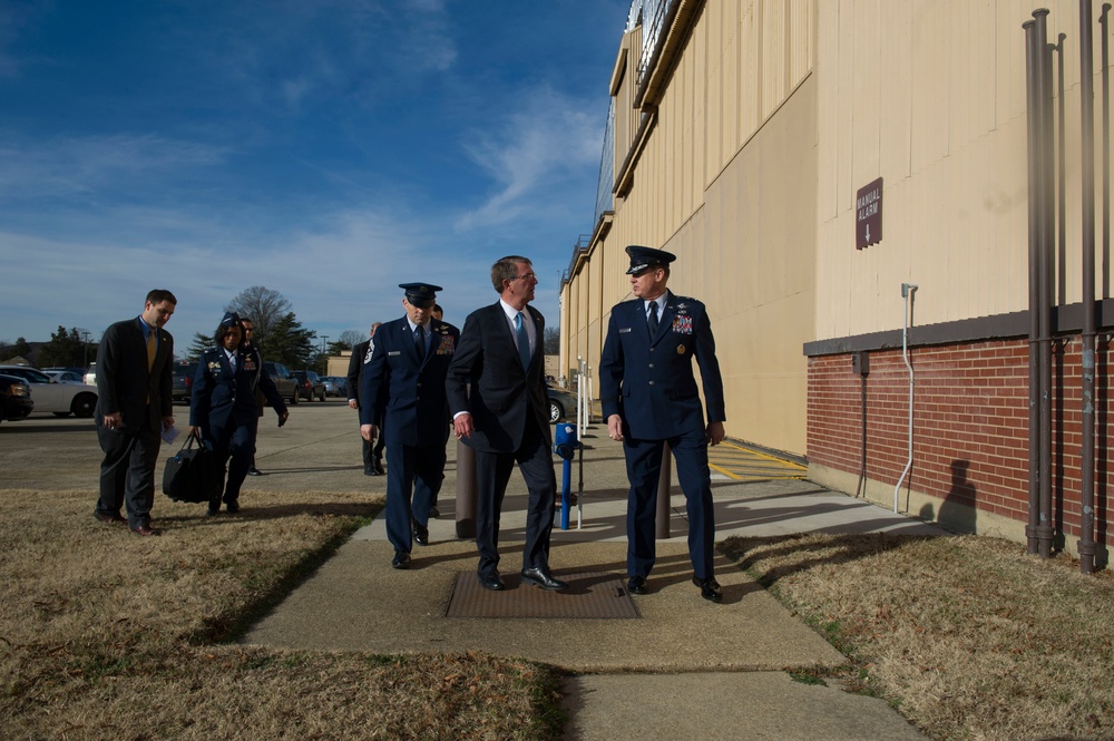 DVIDS - Images - AFDW welcomes SecAF Farewell Guests [Image 16 of 25]