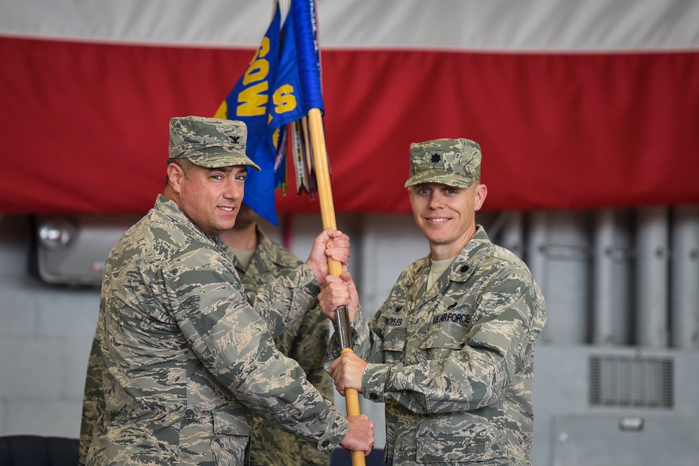 Broyles assumes command of 1st SOAMXS