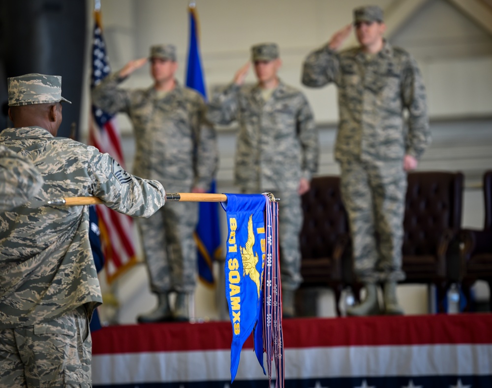 801st SOAMXS welcomes new commander