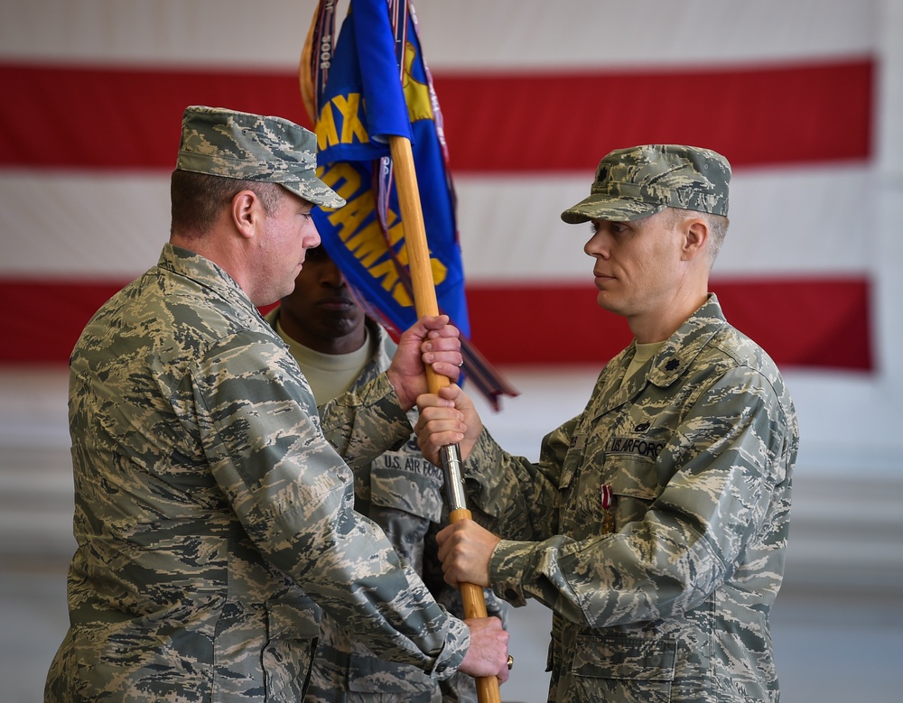 801st SOAMXS welcomes new commander