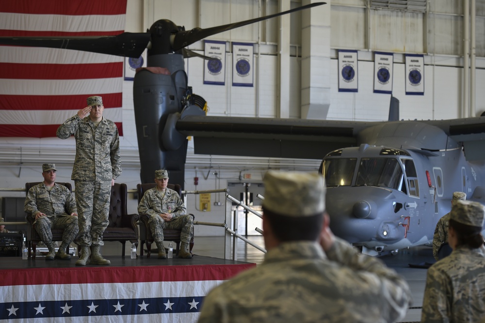 801st SOAMXS welcomes new commander