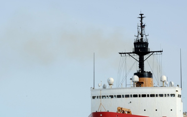 Antarctic Icebreaking 2017