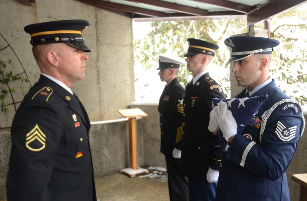 Oregon Air Guardsmen take on funeral honors responsibilities