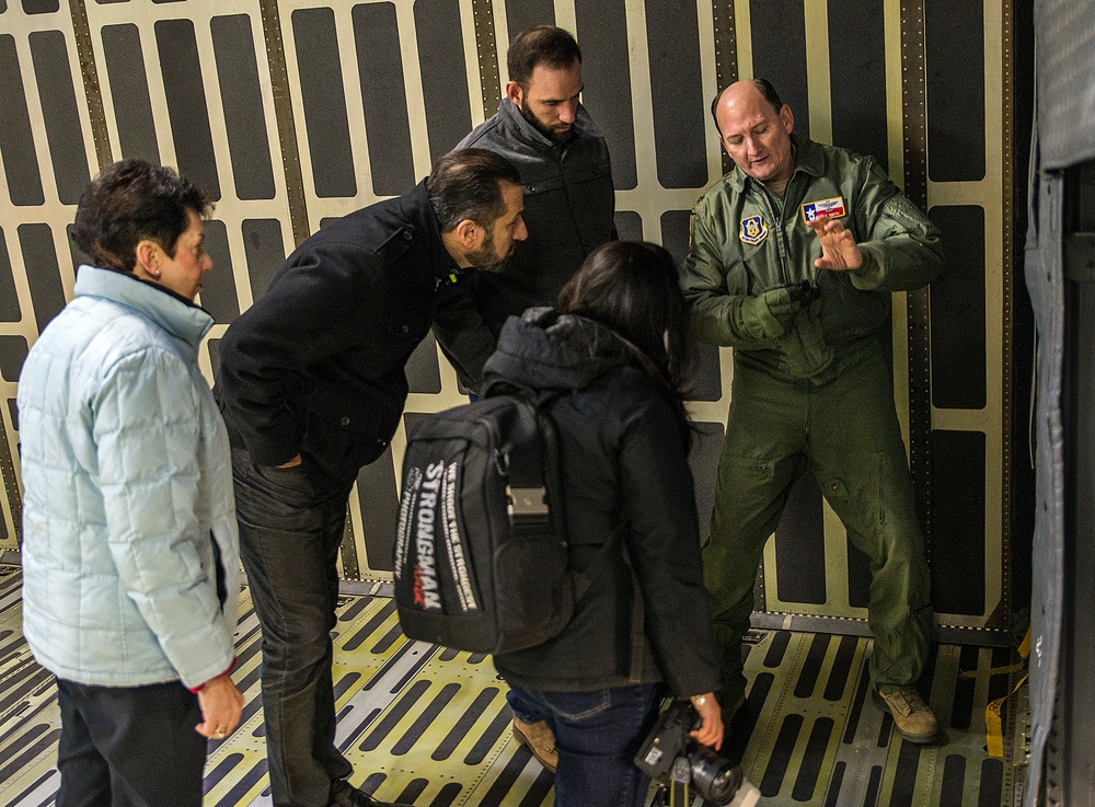 ‘Operation Babylift’ Cheney Award recipient visits C-5 Wing
