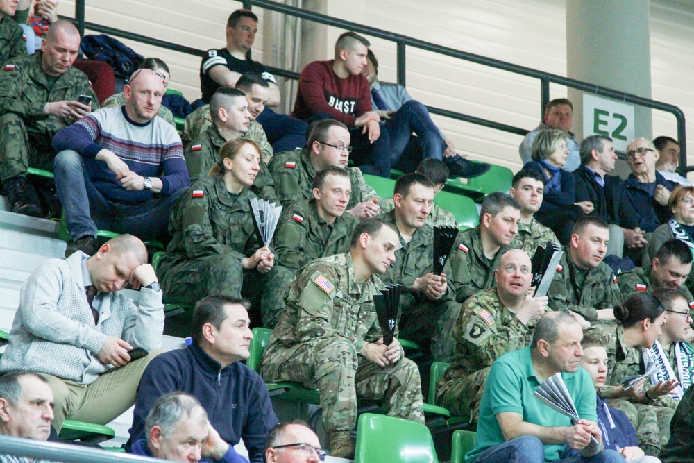 Iron Soldiers attend Polish basketball game