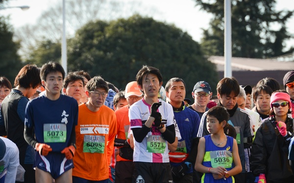 12,000 participate in race event at Yokota