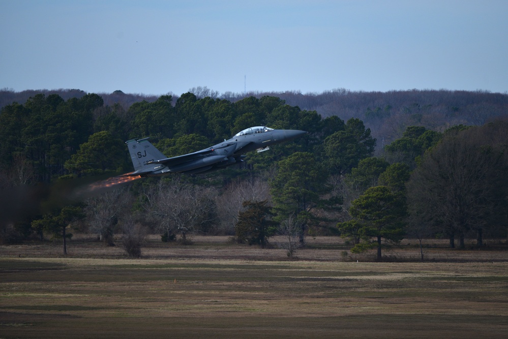 USAF fighter jets practice for inauguration flyover