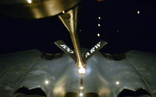 USAFE refuels B-2 for fight against ISIL