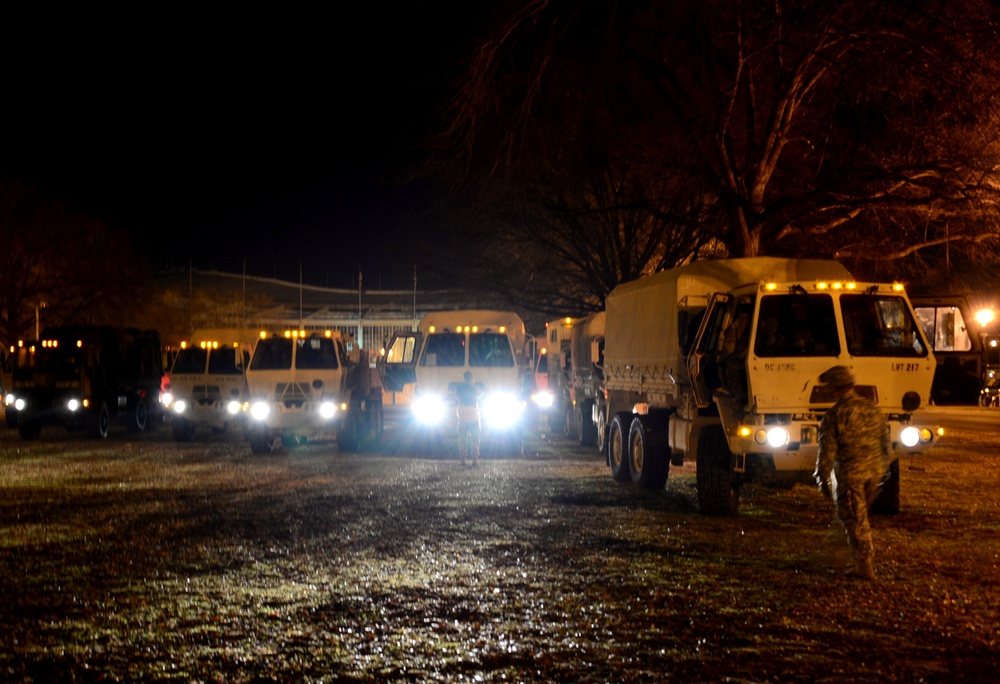National Guardsmen provide blocking stations