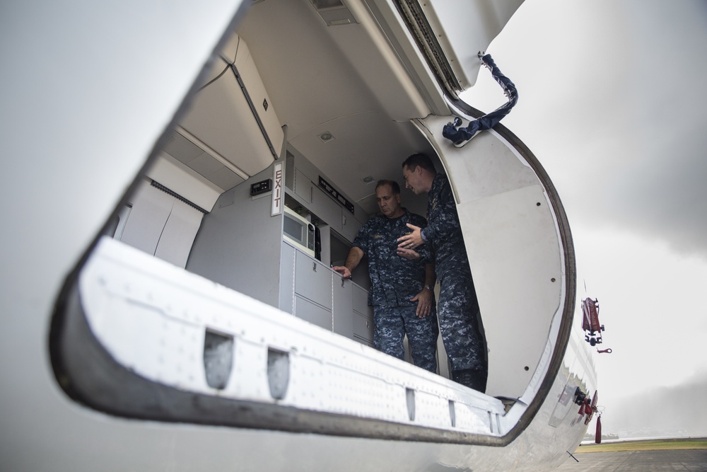 Rear Adm. Weigold visits reserve naval units