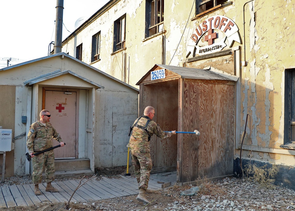 389th Engineer Company Soldiers build new MEDEVAC facility