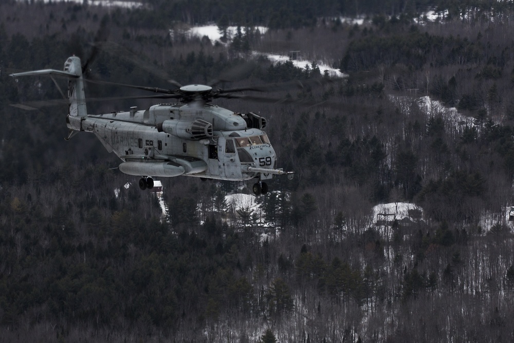 HMH-464 Marines Conduct Flight Operations during Exercise Frigid Condor