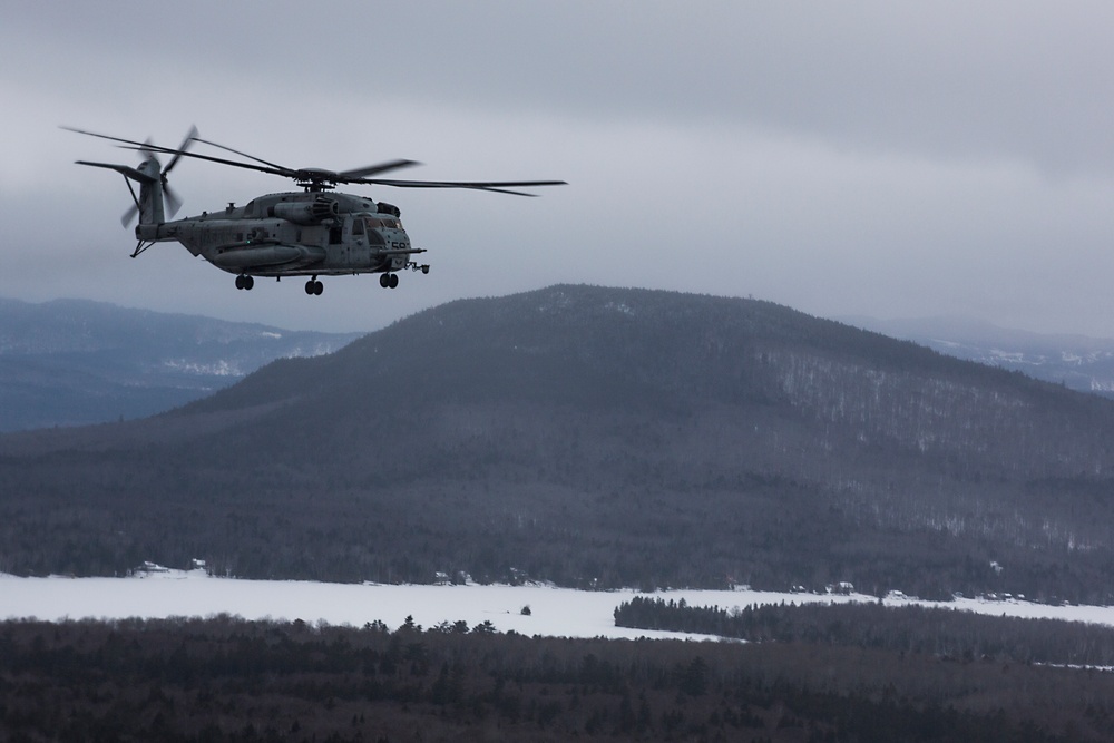 HMH-464 Marines Conduct Flight Operations during Exercise Frigid Condor