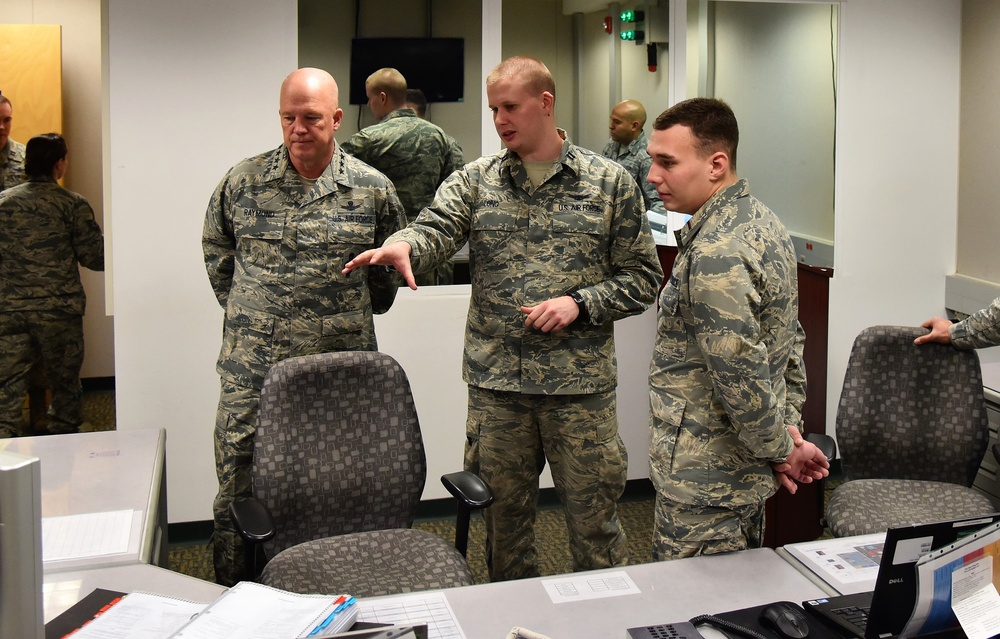 DVIDS - Images - AFSPC commander visits Thule Air Base [Image 2 of 2]