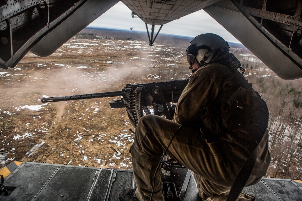 HMH-464 Marines engage Course of Fire during Exercise Frigid Condor