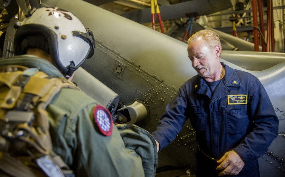 USS Carl Vinson (CVN 70) Champlain visits USS Lake Champlain (CG 57)