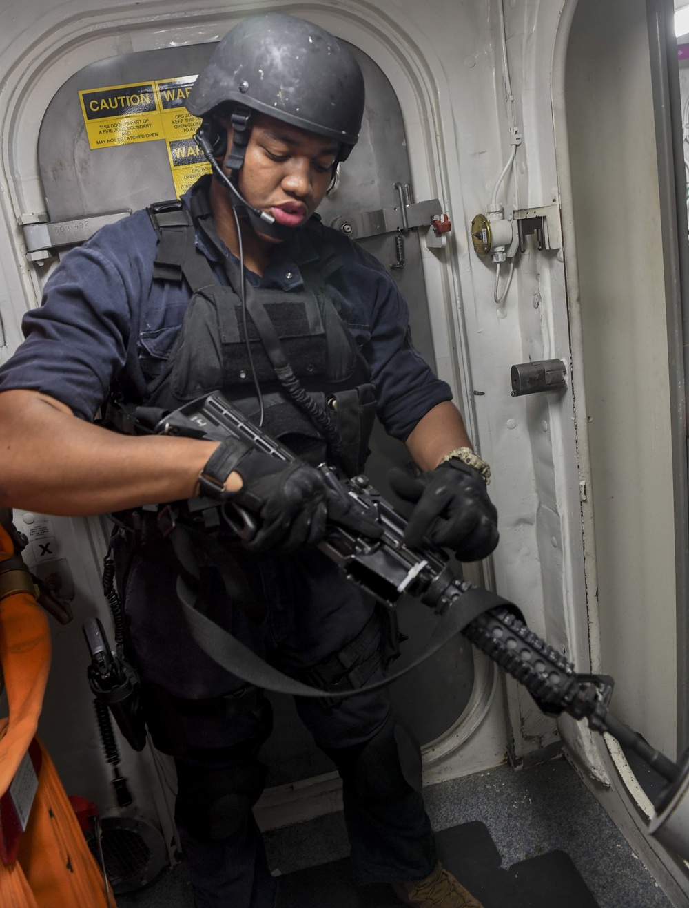 USS Wayne E. Meyer (DDG 108) Performs VBSS Training