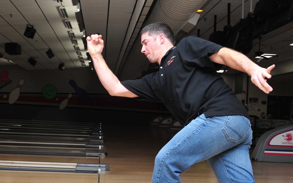 Bowl-a-palooza strikes 403rd Wing