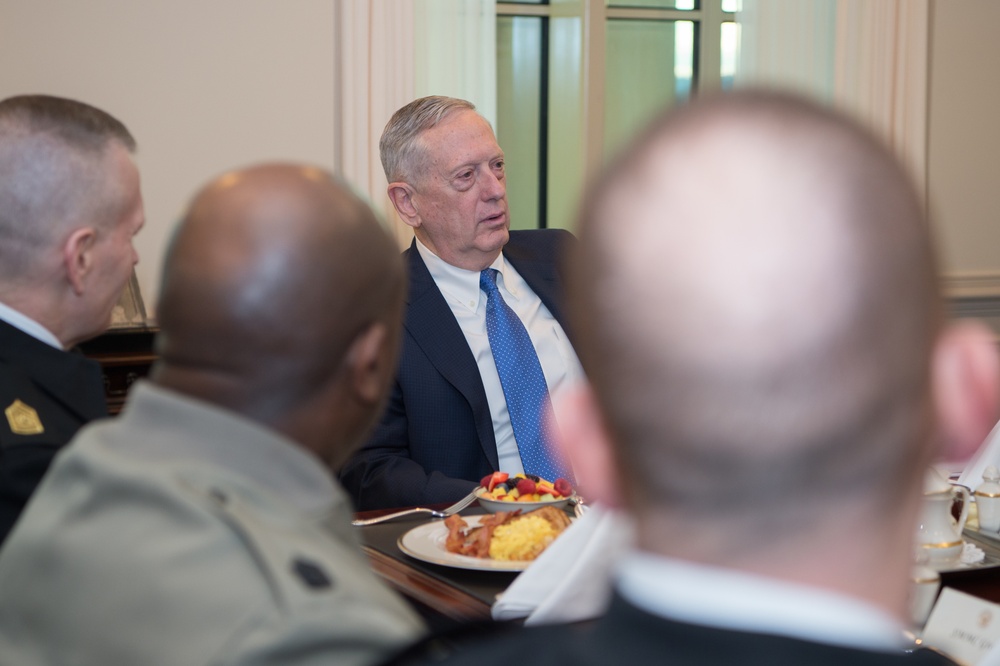 SD Mattis has working breakfast with Senior Enlisted Leaders