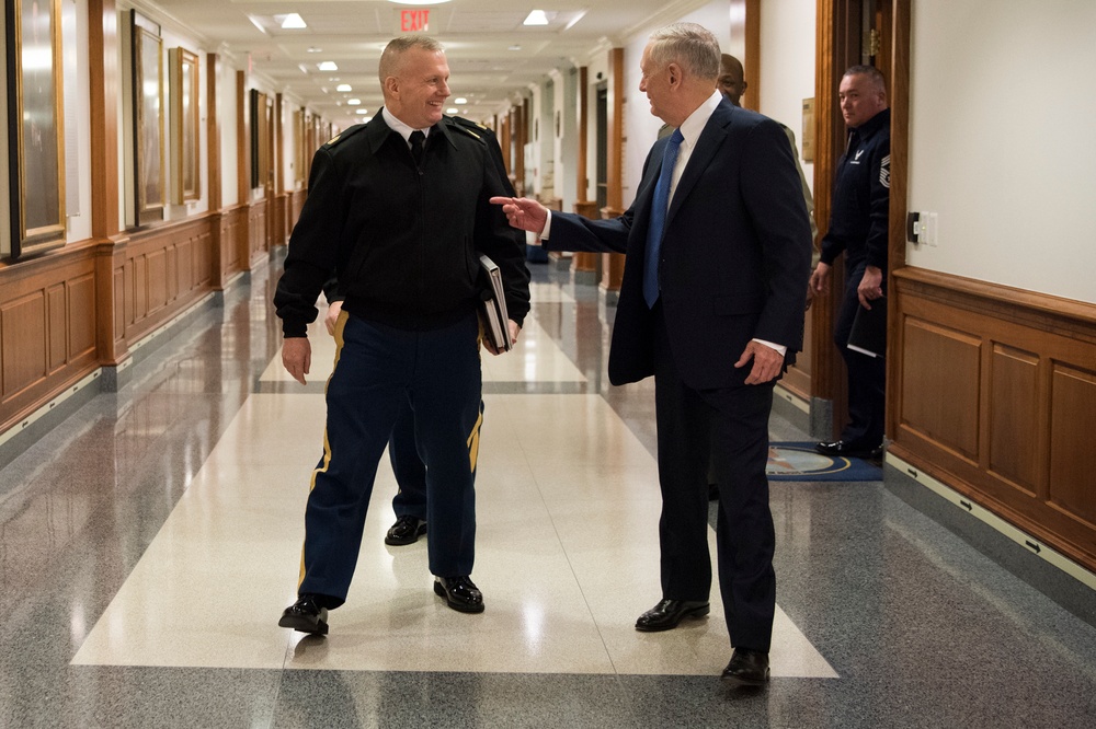 SECDEF Meets With Senior Enlisted Leaders