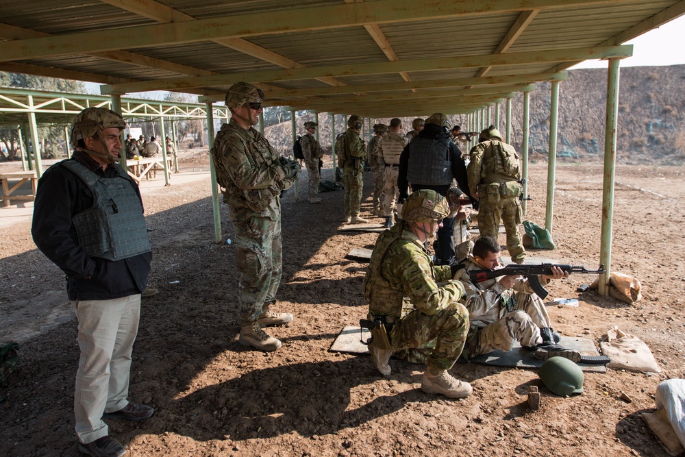 Coalition leaders review Iraqi Ranger training at Camp Taji