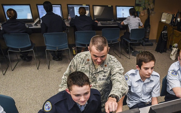 CyberPatriot IX underway at UMA: Hill Airmen mentor cadets