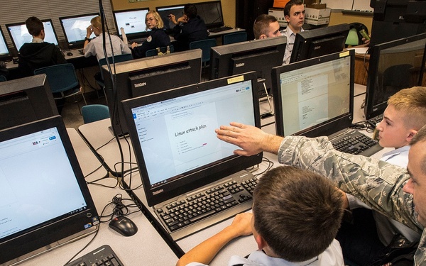 CyberPatriot IX underway at UMA: Hill Airmen mentor cadets