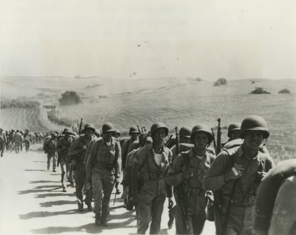 March to Camp Pendleton(1942)